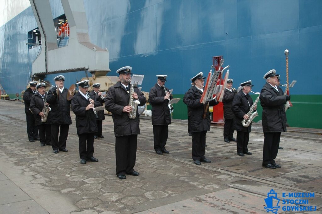Chrzest i podniesienie bandery - 8245-5 - BALTIC ACE - 2007 - foto Tadeusz Lademann