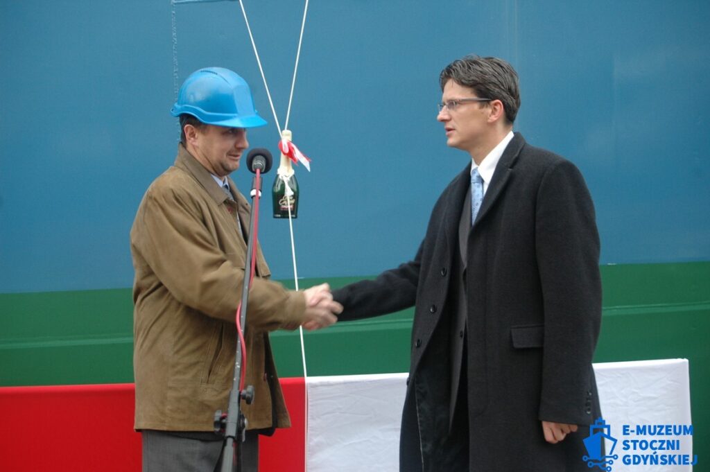 Chrzest i podniesienie bandery - 8245-5 - BALTIC ACE - 2007 - foto Tadeusz Lademann
