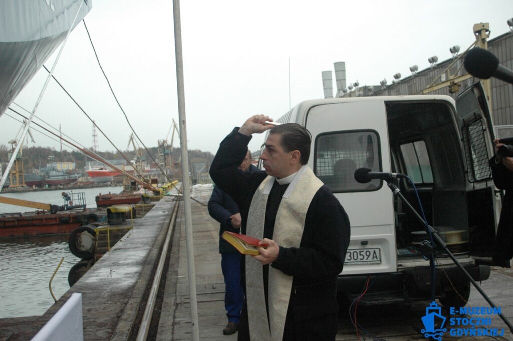 Chrzest i podniesienie bandery - 8245-5 - BALTIC ACE - 2007 - foto Tadeusz Lademann