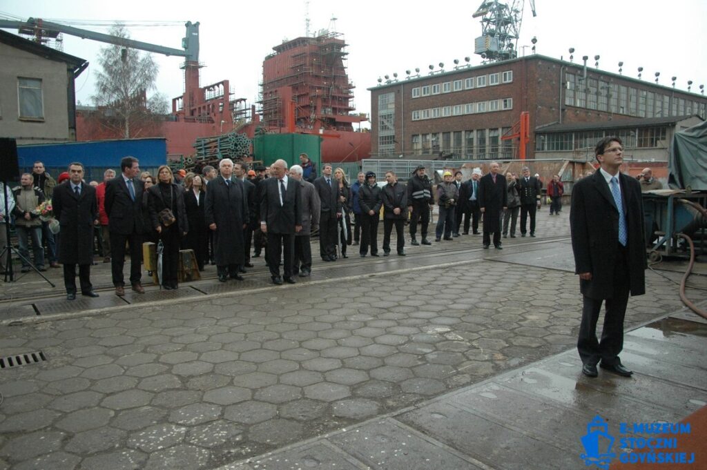 Chrzest i podniesienie bandery - 8245-5 - BALTIC ACE - 2007 - foto Tadeusz Lademann