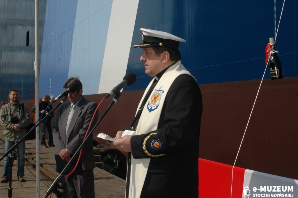 Chrzest i podniesienie bandery - 8168-20 - GARNET LEADER - 2008 - foto Tadeusz Lademann