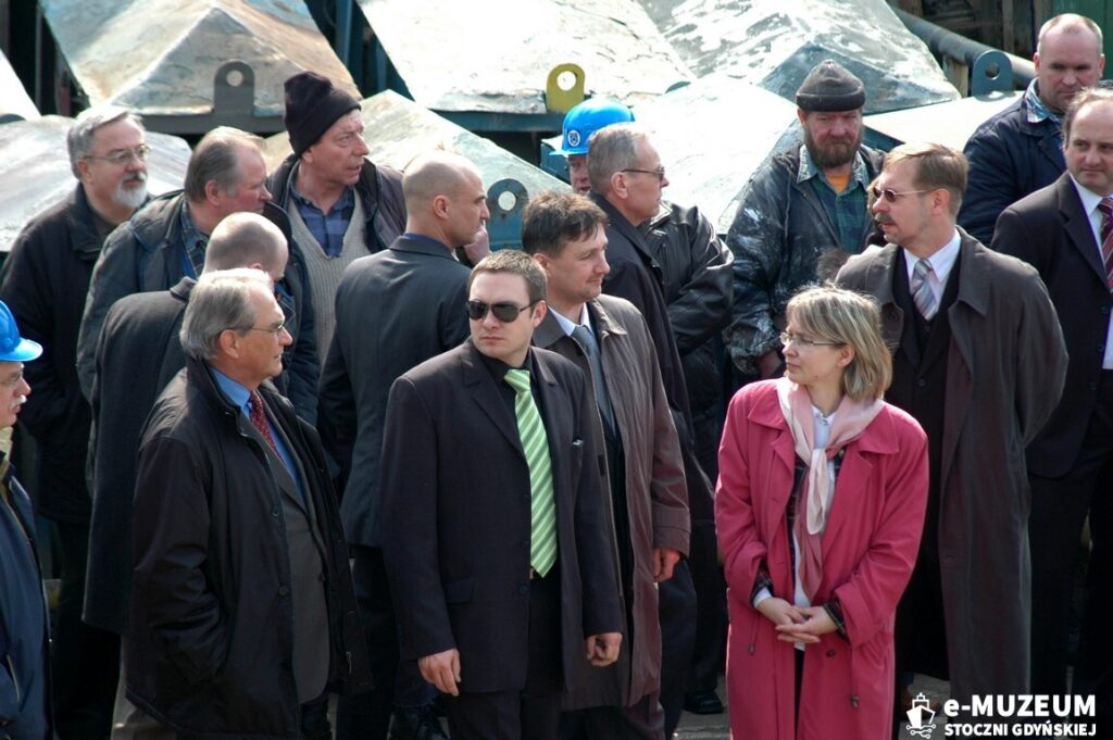 Chrzest i podniesienie bandery - 8168-20 - GARNET LEADER - 2008 - foto Tadeusz Lademann