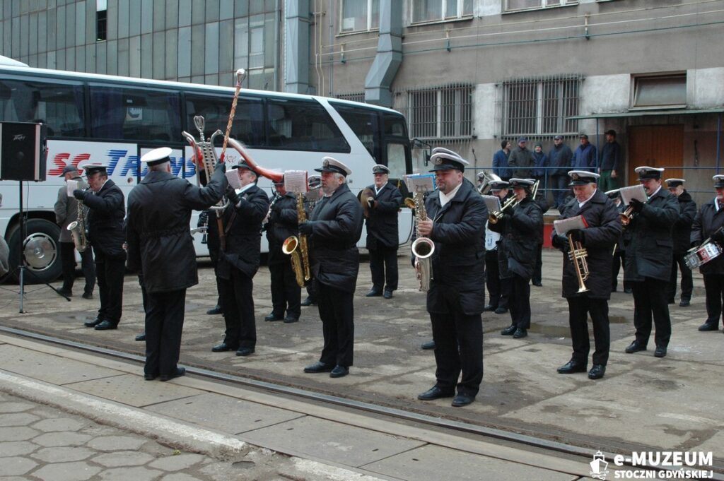 Chrzest i podniesienie bandery - 8245-4 - SEINE HIGHWAY - 2007 - foto Tadeusz Lademann