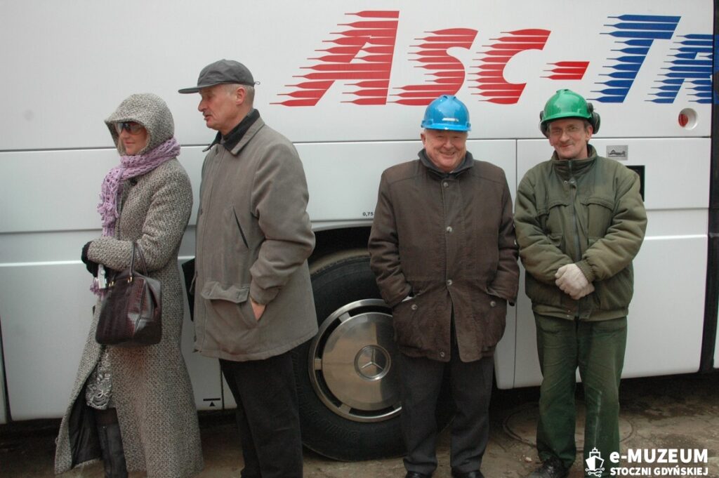 Chrzest i podniesienie bandery - 8245-4 - SEINE HIGHWAY - 2007 - foto Tadeusz Lademann