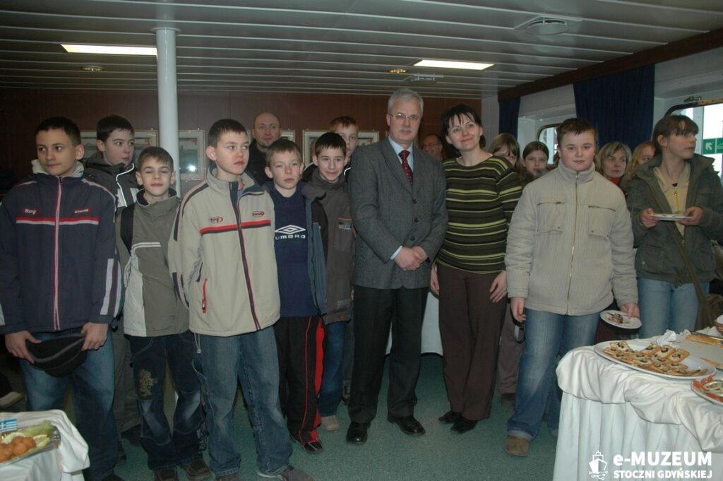 Chrzest i podniesienie bandery - 8245-4 - SEINE HIGHWAY - 2007 - foto Tadeusz Lademann