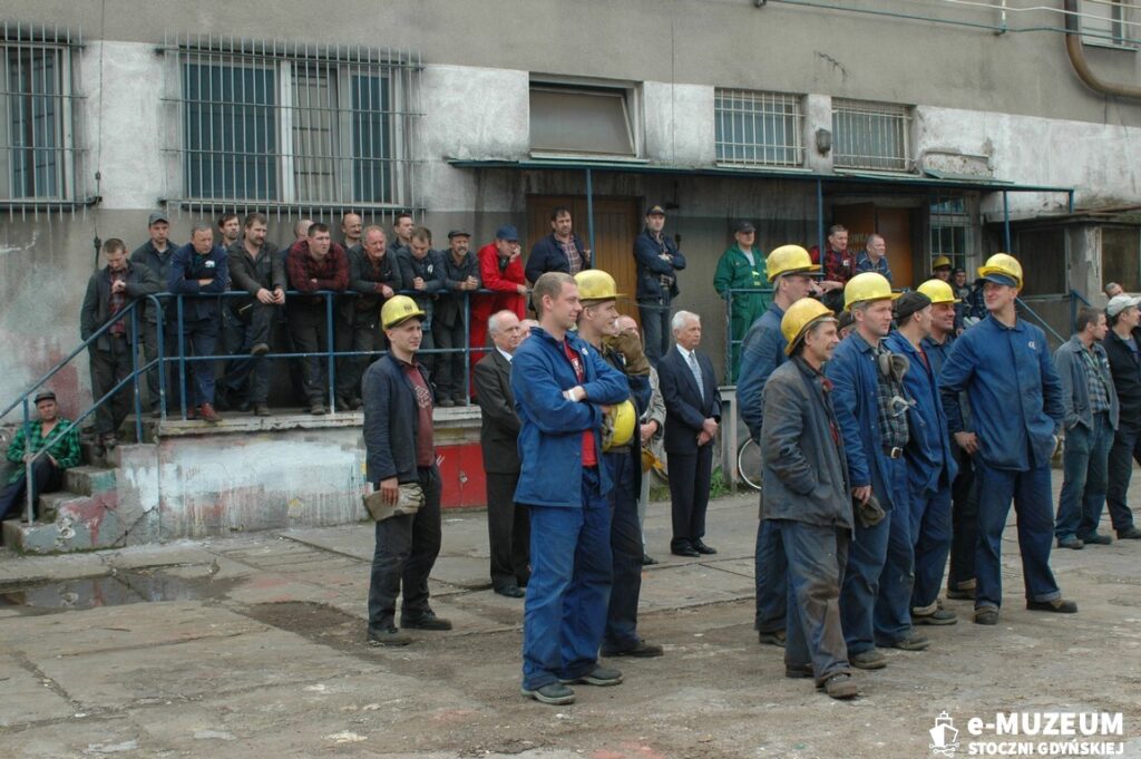 Chrzest i podniesienie bandery - 8245-5 - BALTIC ACE - 2007 - foto Tadeusz Lademann