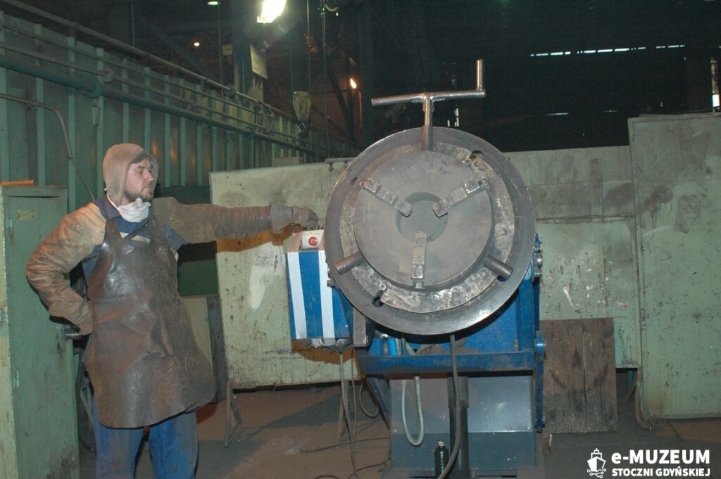 Stoczniowcy w pracy - EUROPREF &ndash; foto. Tadeusz Lademann