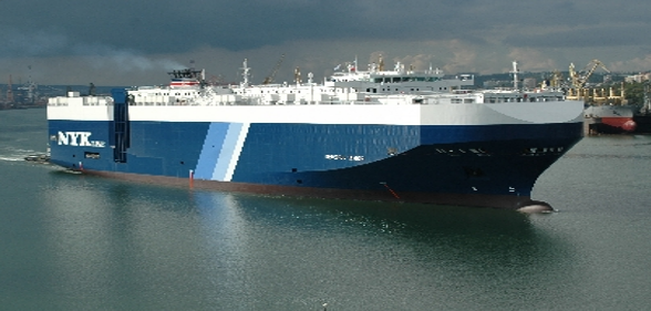 Year 	 	: 2007
name   	: GRACEFUL LEADER 
Type series 	: Ro-Ro car carrier 8168/18; 6000 cars
General Designer : mgr inż. Wojciech Żychski.