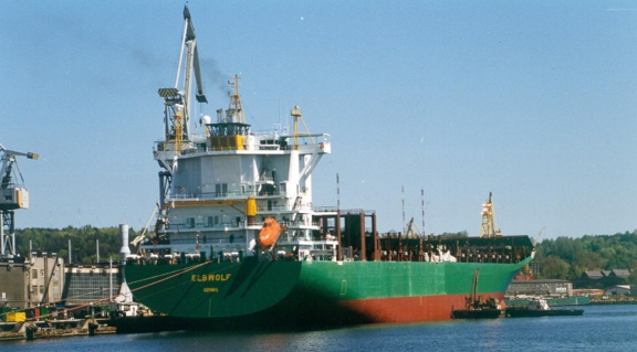 Year 	 	: 1999
name   	: ELBWOLF 
Type series 	: Container vessel 2700 TEU - 8184/1
General Designer : mgr inż. Wojciech Żychski.